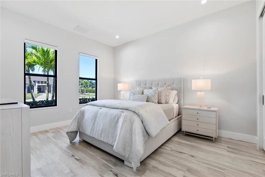 9974 Winterview Dr, Naples, FL 34109 Photo