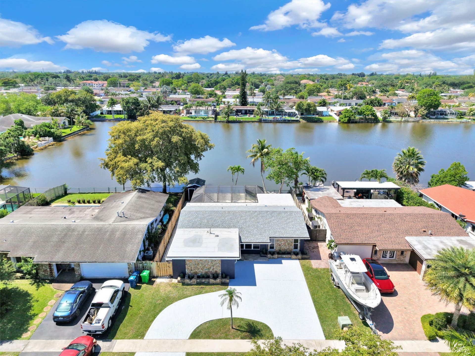 11600 NW 30th Place, Sunrise, FL 33323 Photo