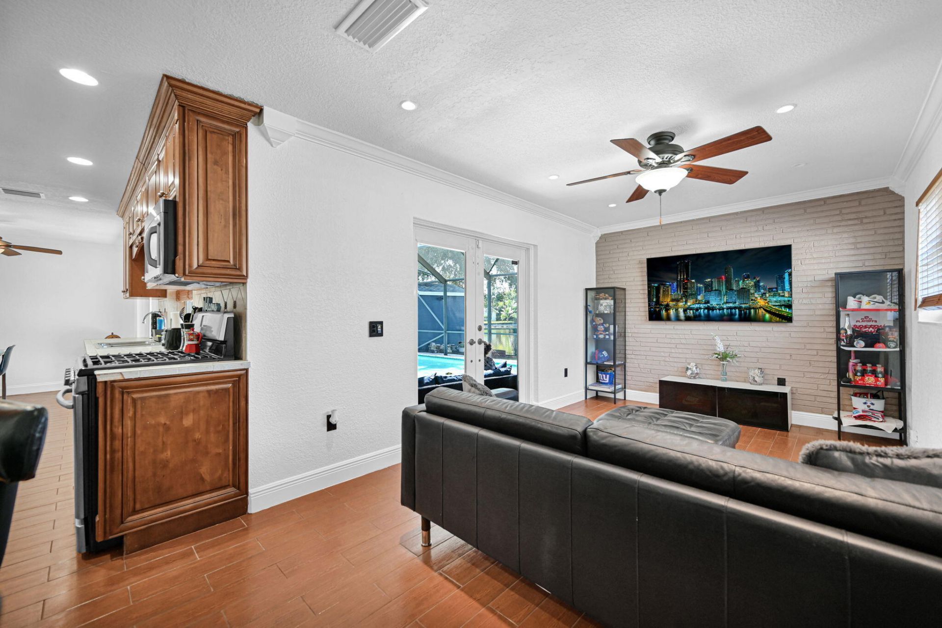 11600 NW 30th Place, Sunrise, FL 33323 Photo