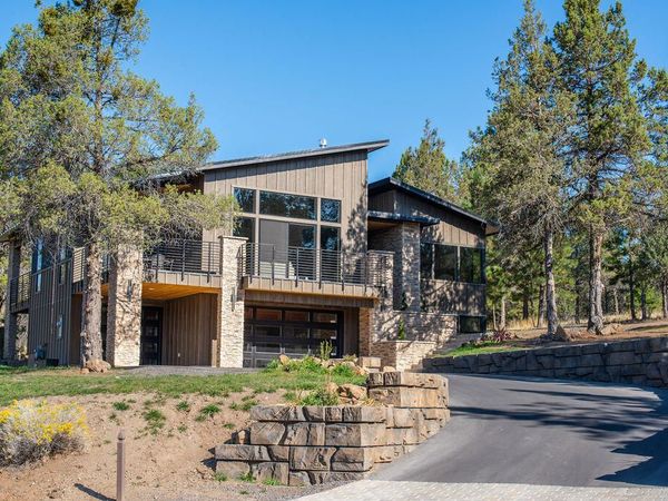 1135 Oregon Ash Circle, Klamath Falls, OR 97601