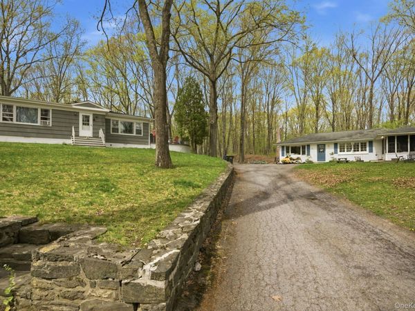 54-58 De Liso Ln De Liso , Mahopac, NY 10541