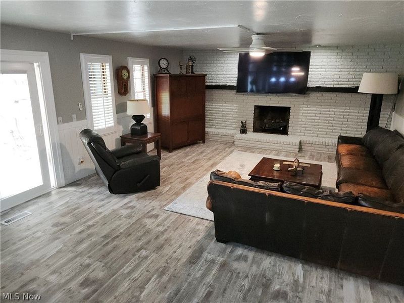 7680 ALDERSYDE Drive, Middleburg Heights, OH 44130 Photo 30