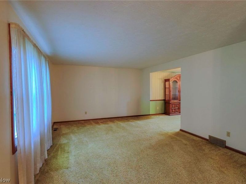 1821 Hiram Street, Louisville, OH 44641 Photo 12