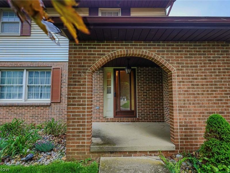 1821 Hiram Street, Louisville, OH 44641 Photo 2