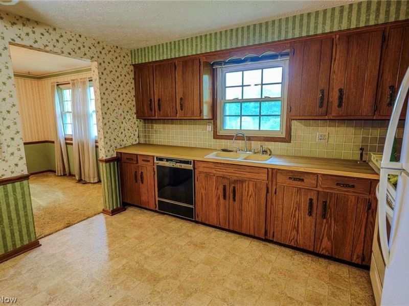 1821 Hiram Street, Louisville, OH 44641 Photo 21