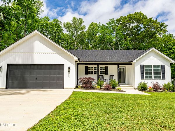 202 Skyline Lane, Powell, TN 37849
