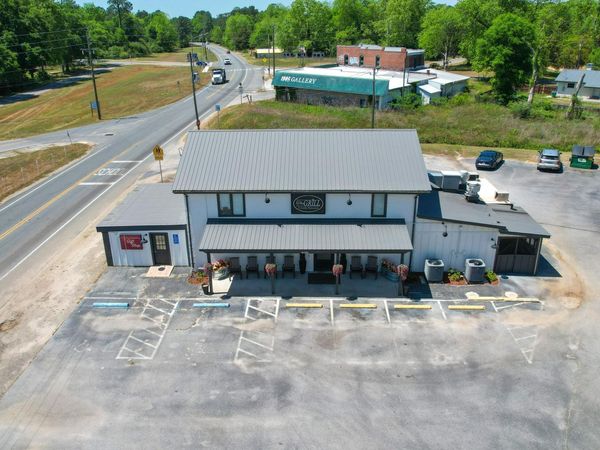 8196 FL-85, Laurel Hill, FL 32567