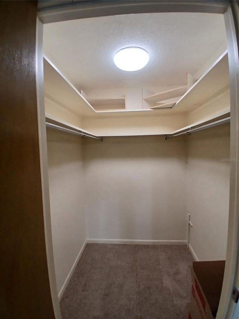 5880 38th Avenue N, Unit 304, Saint Petersburg, FL 33710 Photo