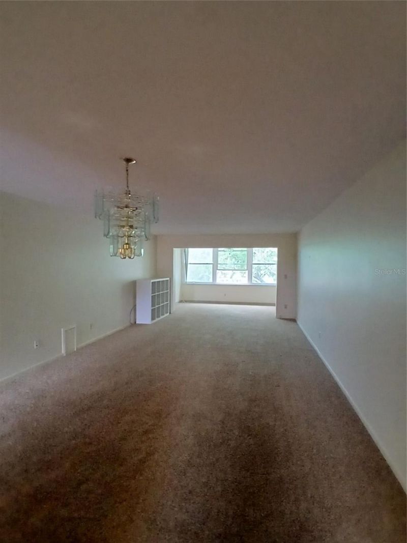 5880 38th Avenue N, Unit 304, Saint Petersburg, FL 33710 Photo