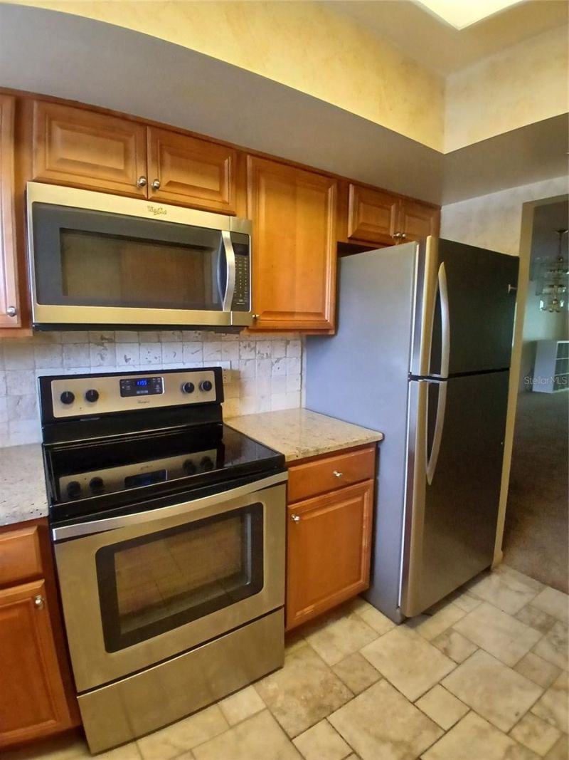 5880 38th Avenue N, Unit 304, Saint Petersburg, FL 33710 Photo