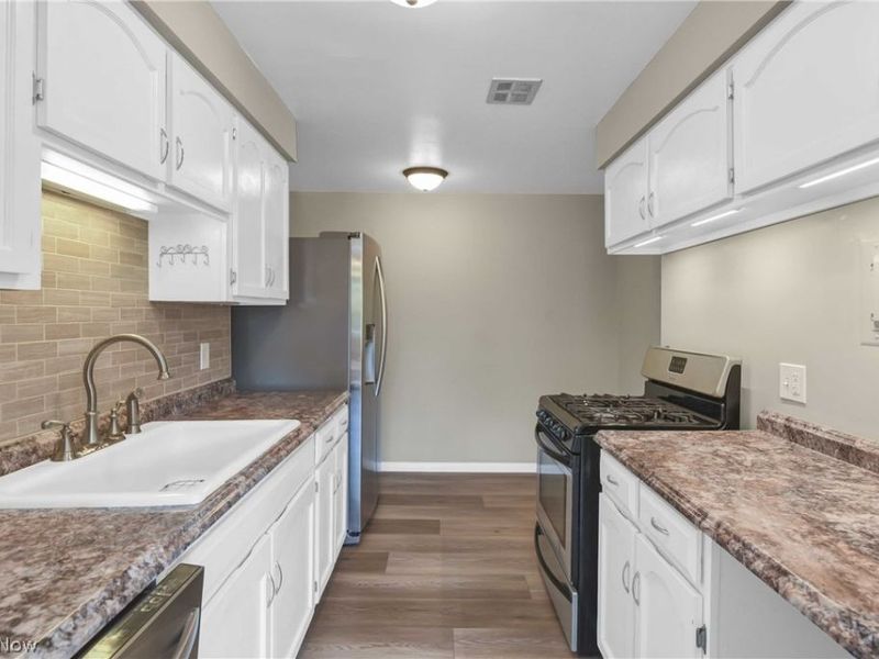 12900 Lake Avenue, Unit 314, Lakewood, OH 44107 Photo 14