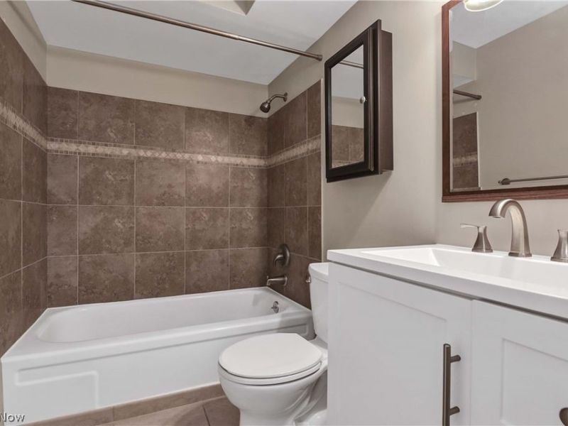 12900 Lake Avenue, Unit 314, Lakewood, OH 44107 Photo 22