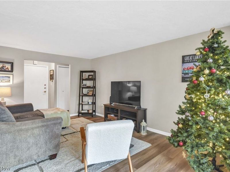 12900 Lake Avenue, Unit 314, Lakewood, OH 44107 Photo 5