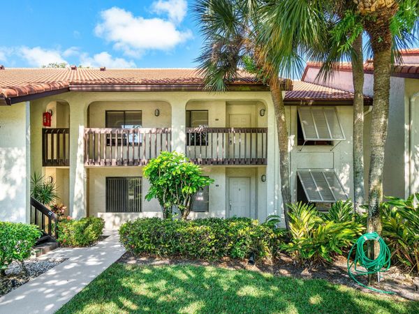 10137 Mangrove Drive, Unit 203, Boynton Beach, FL 33437