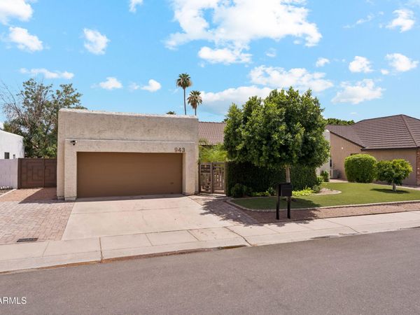 943 E Eveningstar Lane, Tempe, AZ 85283