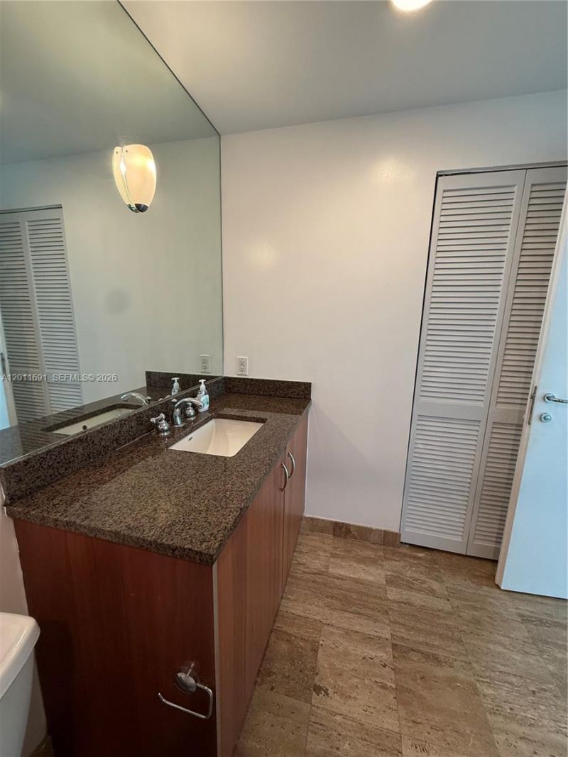 300 S Biscayne Blvd, Unit T-2903, Miami, FL 33131 Photo