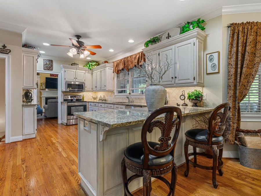 Property Image 12