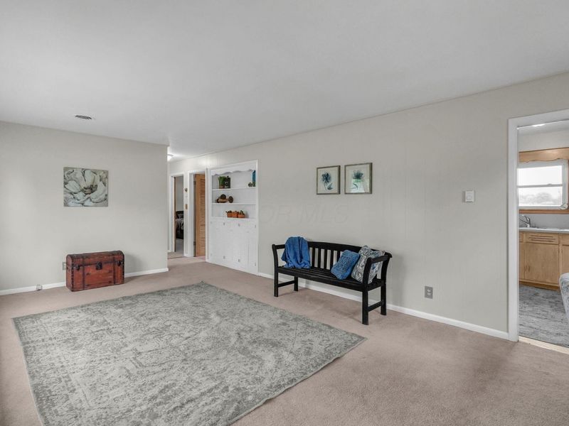 222 Hansberger Avenue, Baltimore, OH 43105 Photo 7