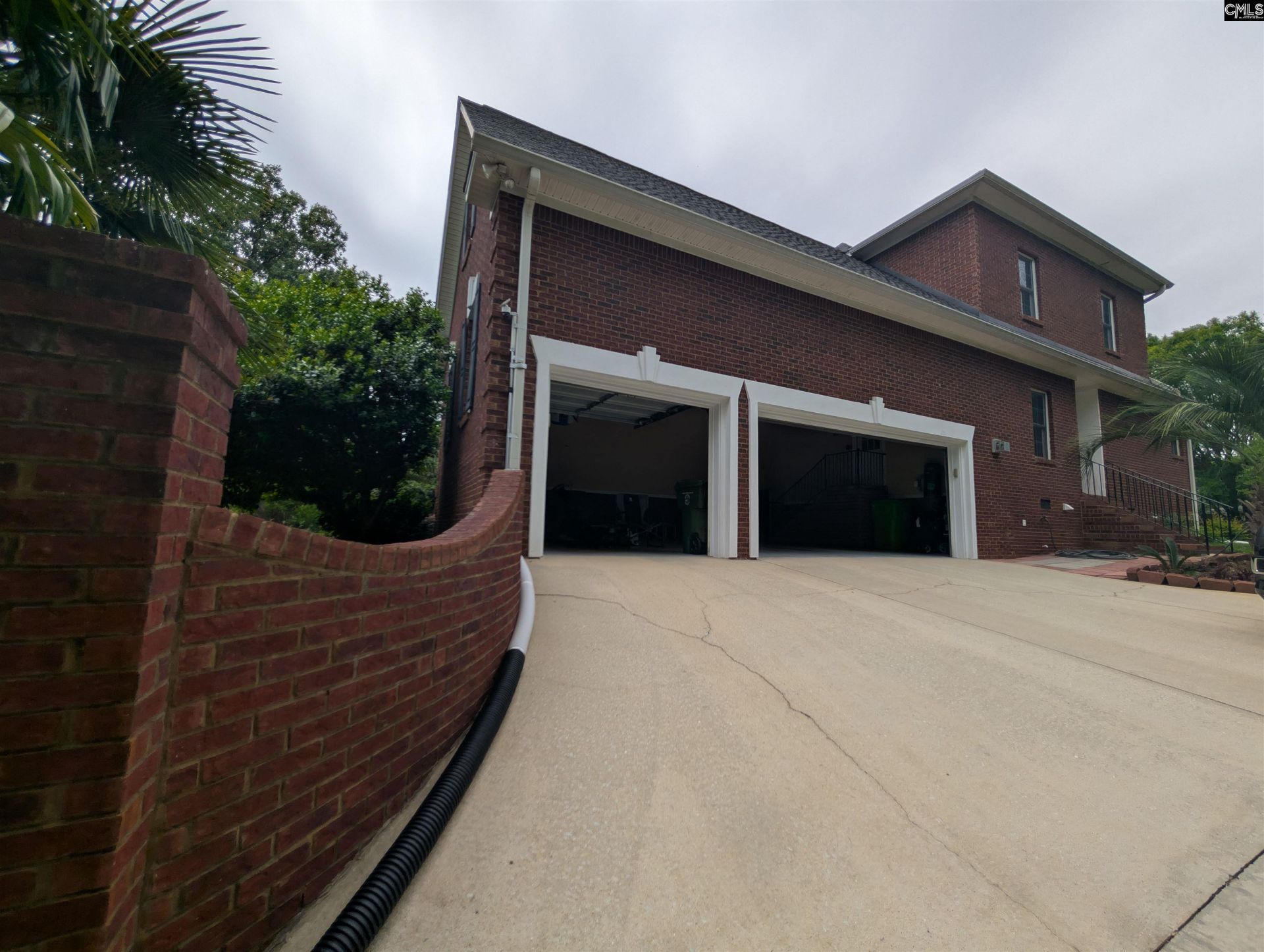 204 Ascot Glen Road Photo 11