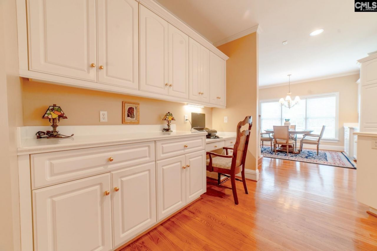 204 Ascot Glen Road Photo 12