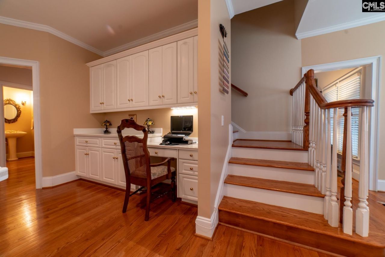204 Ascot Glen Road Photo 31