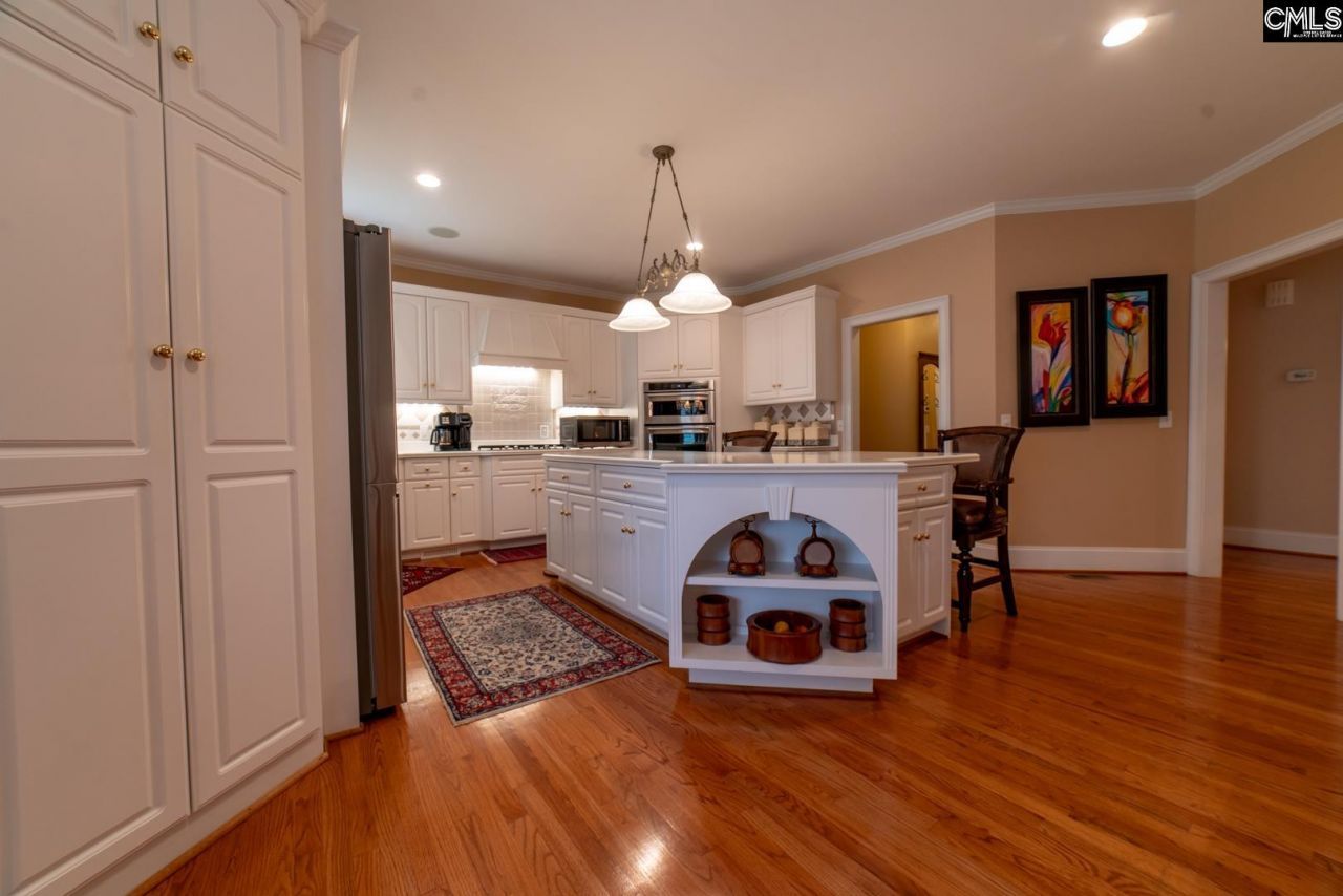 204 Ascot Glen Road Photo 36