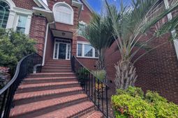204 Ascot Glen Road photo 4