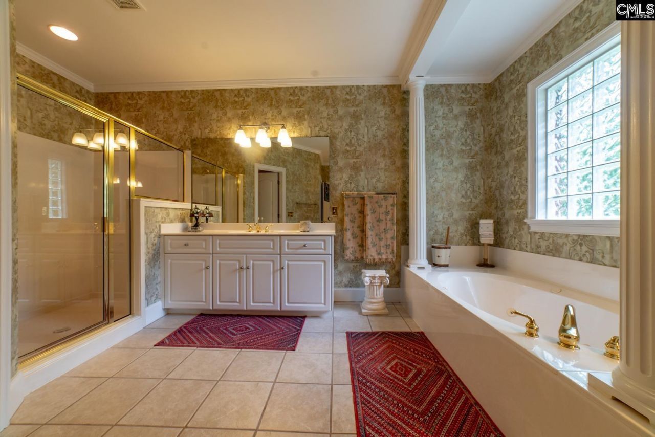 204 Ascot Glen Road Photo 51