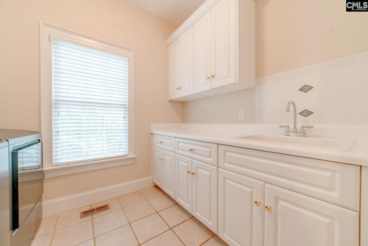 204 Ascot Glen Road Photo 69