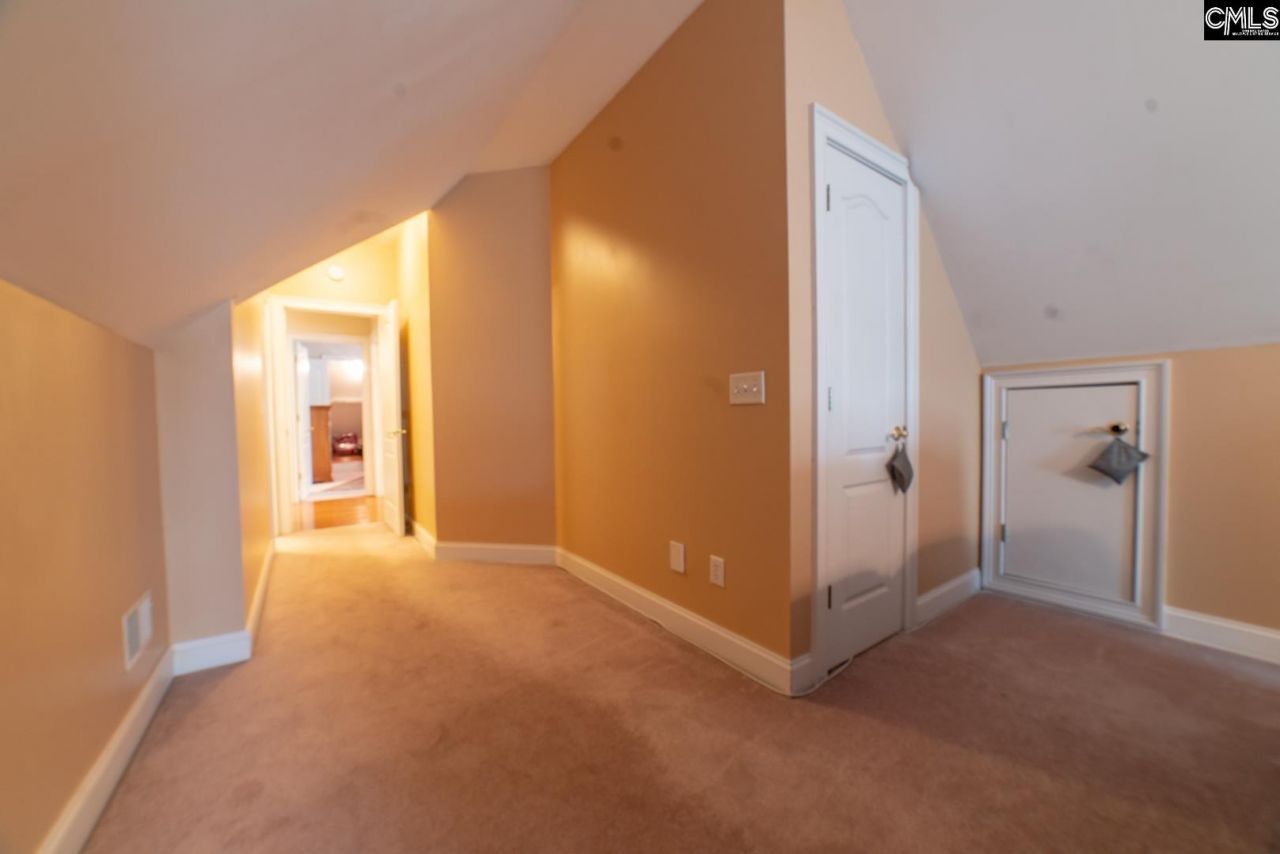204 Ascot Glen Road Photo 69