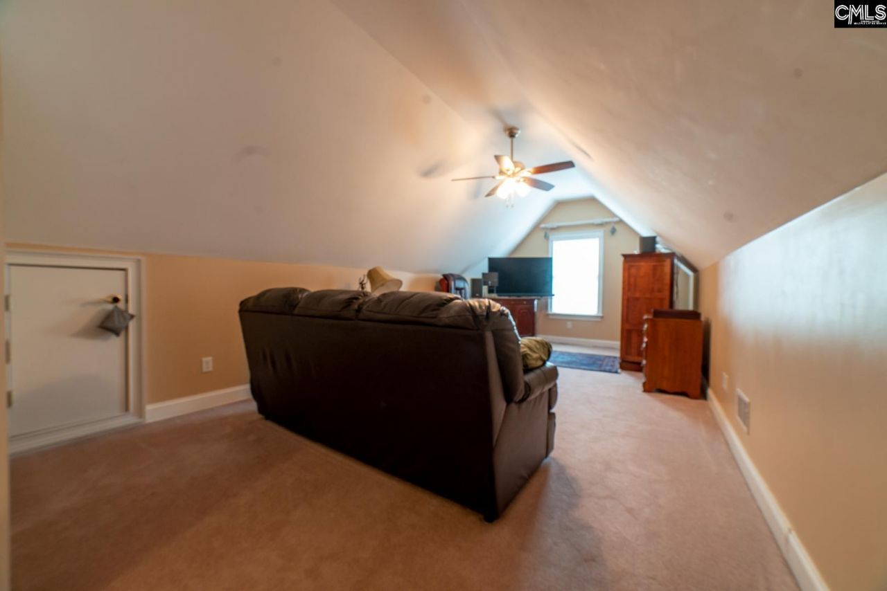 204 Ascot Glen Road Photo 71