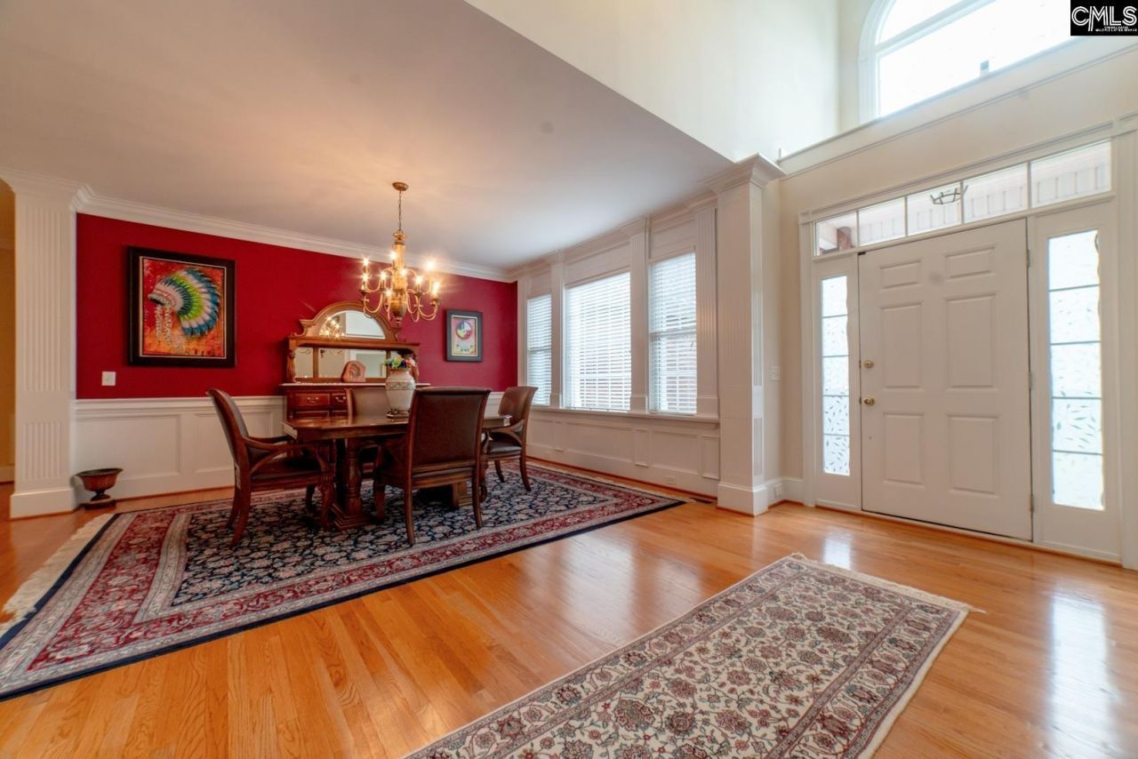204 Ascot Glen Road Photo 9
