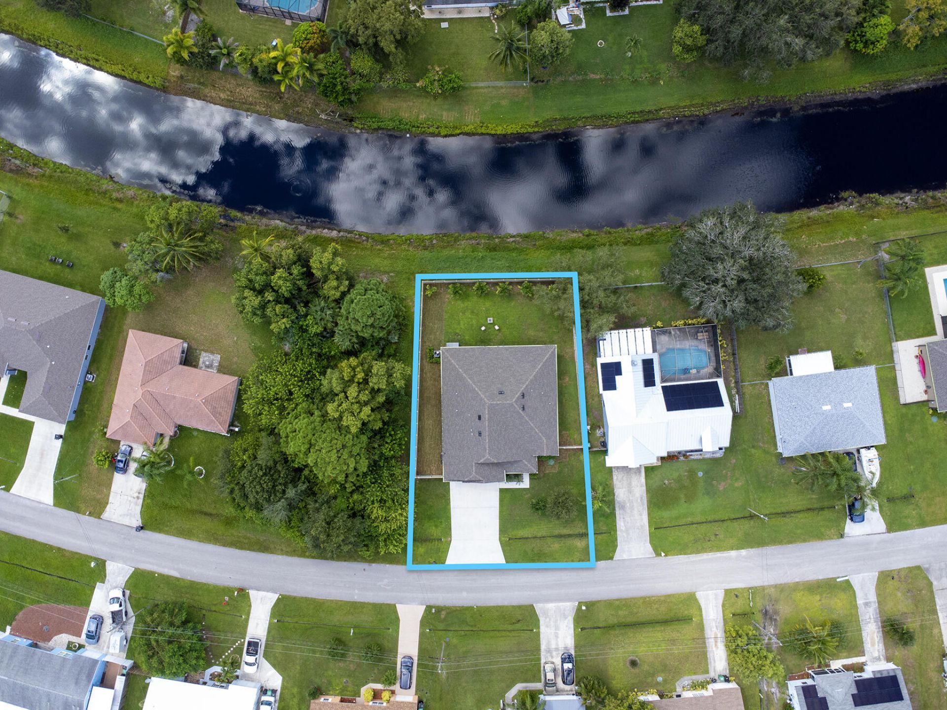 1662 SE North Blackwell Drive, Port Saint Lucie, FL 34952 Photo