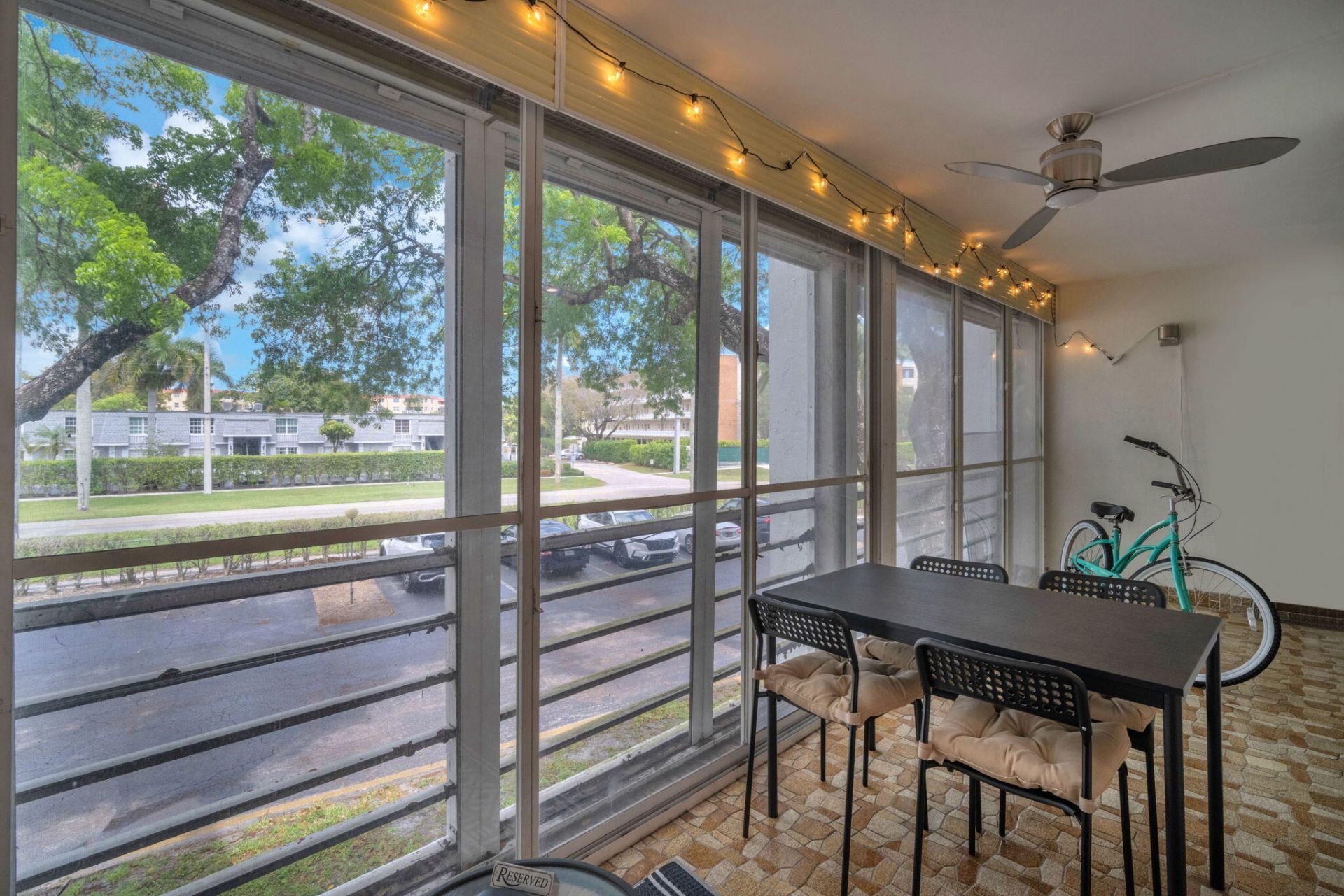 6921 Cypress Road, Unit Apt B19, Plantation, FL 33317 Photo