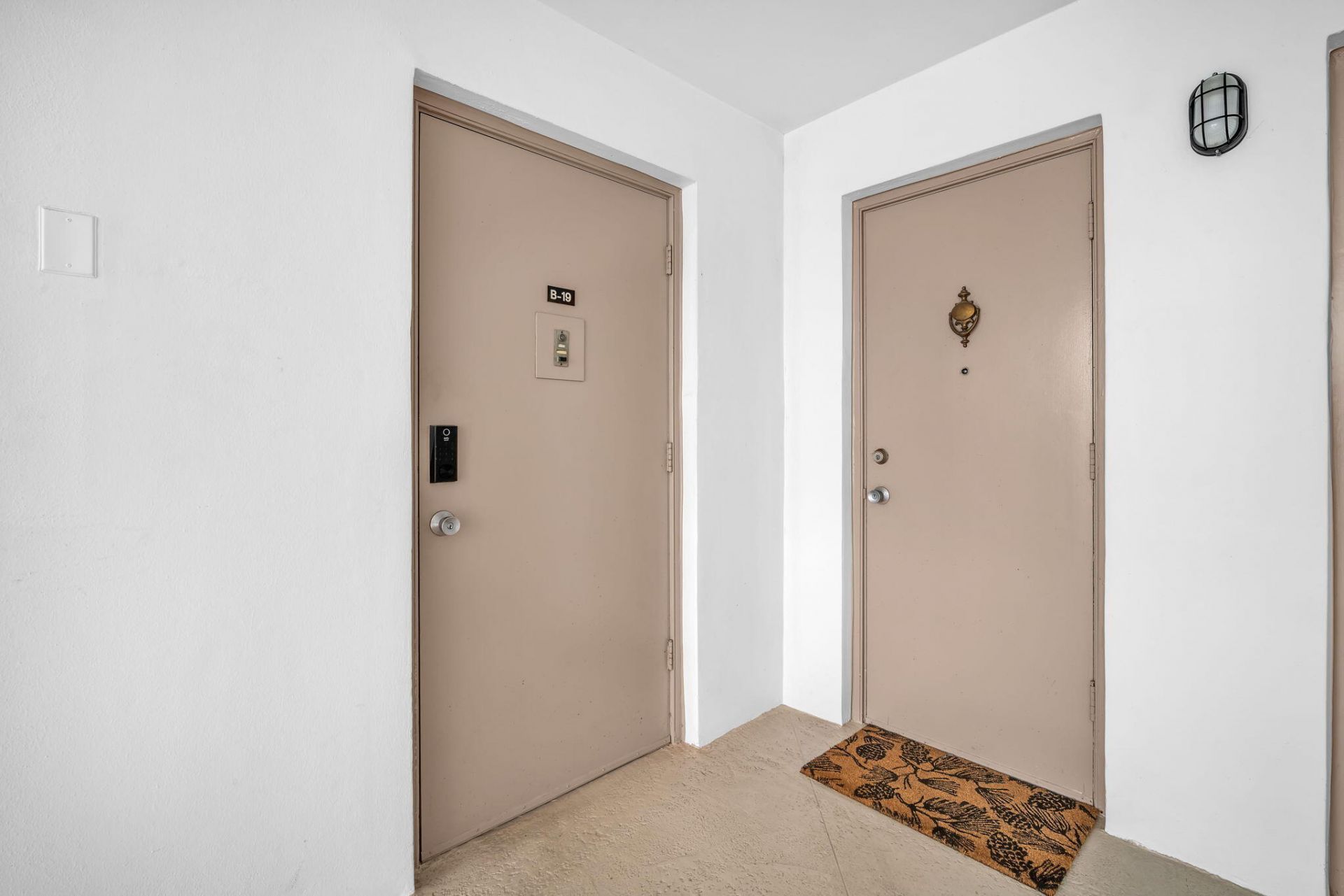6921 Cypress Road, Unit Apt B19, Plantation, FL 33317 Photo