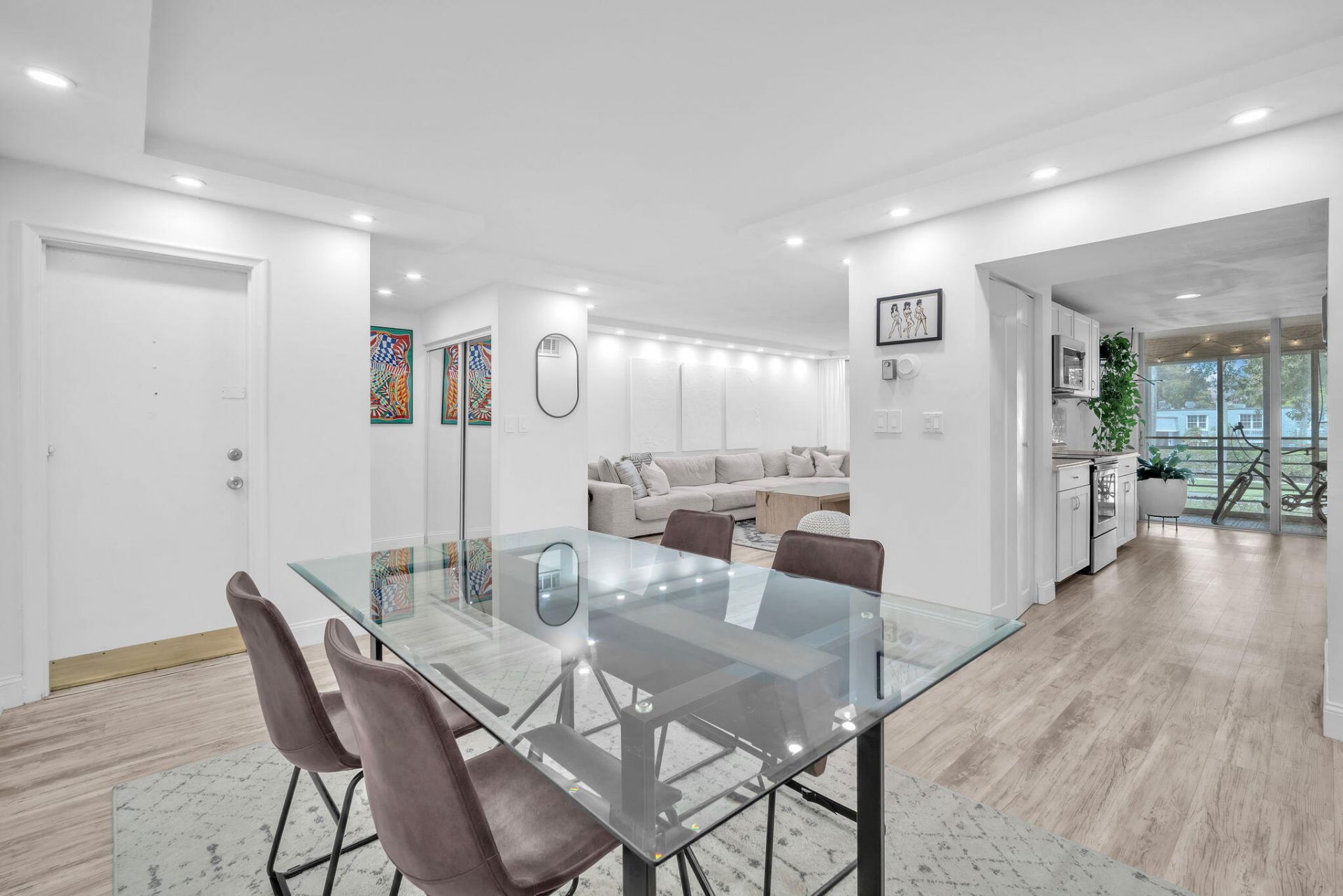 6921 Cypress Road, Unit Apt B19, Plantation, FL 33317 Photo