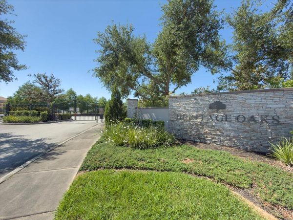 5299 NEIL DRIVE , ST PETERSBURG, FL 33714