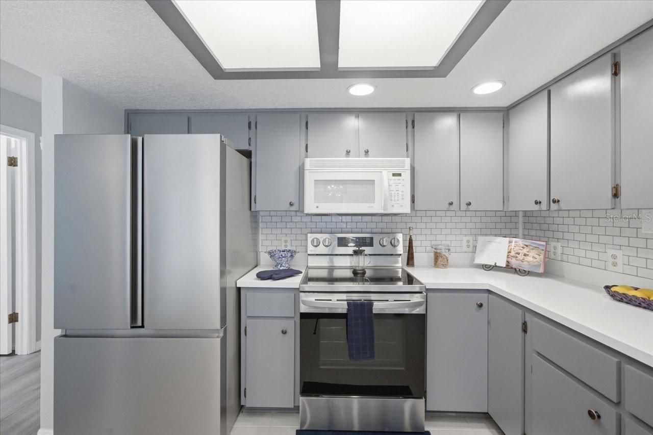 8370 Windridge Way , Weeki Wachee, FL 34613 Photo