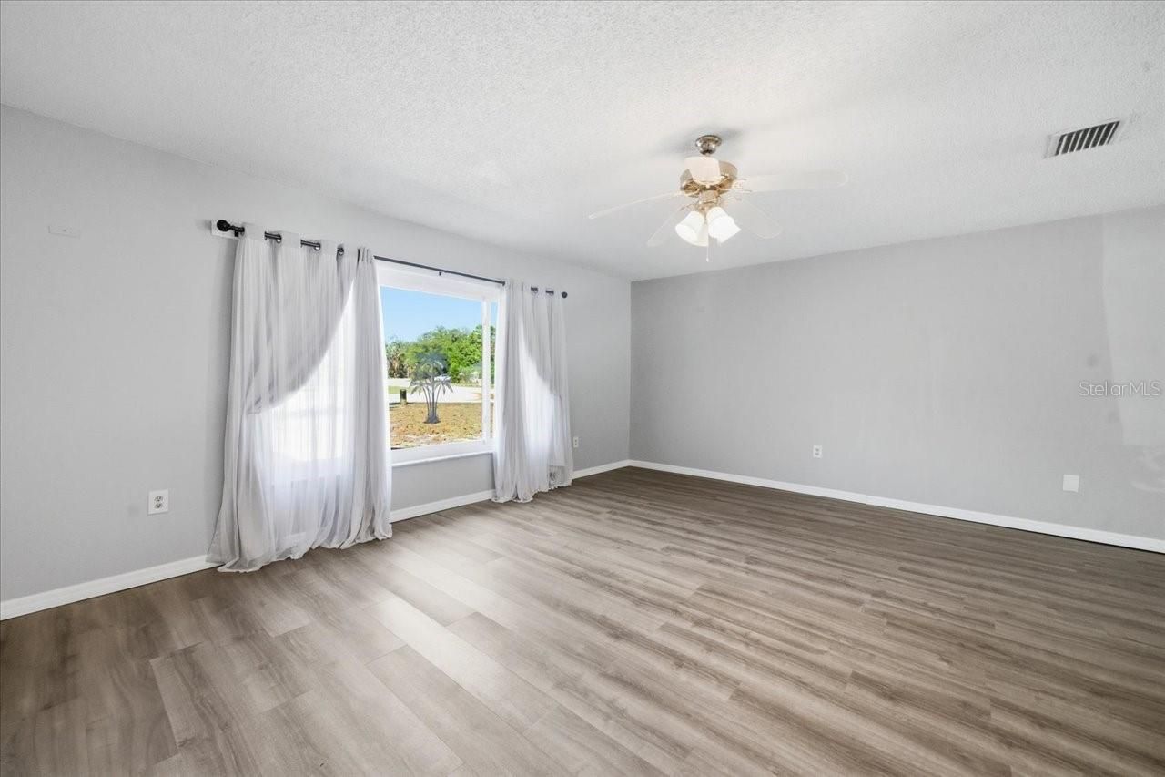 8370 Windridge Way , Weeki Wachee, FL 34613 Photo