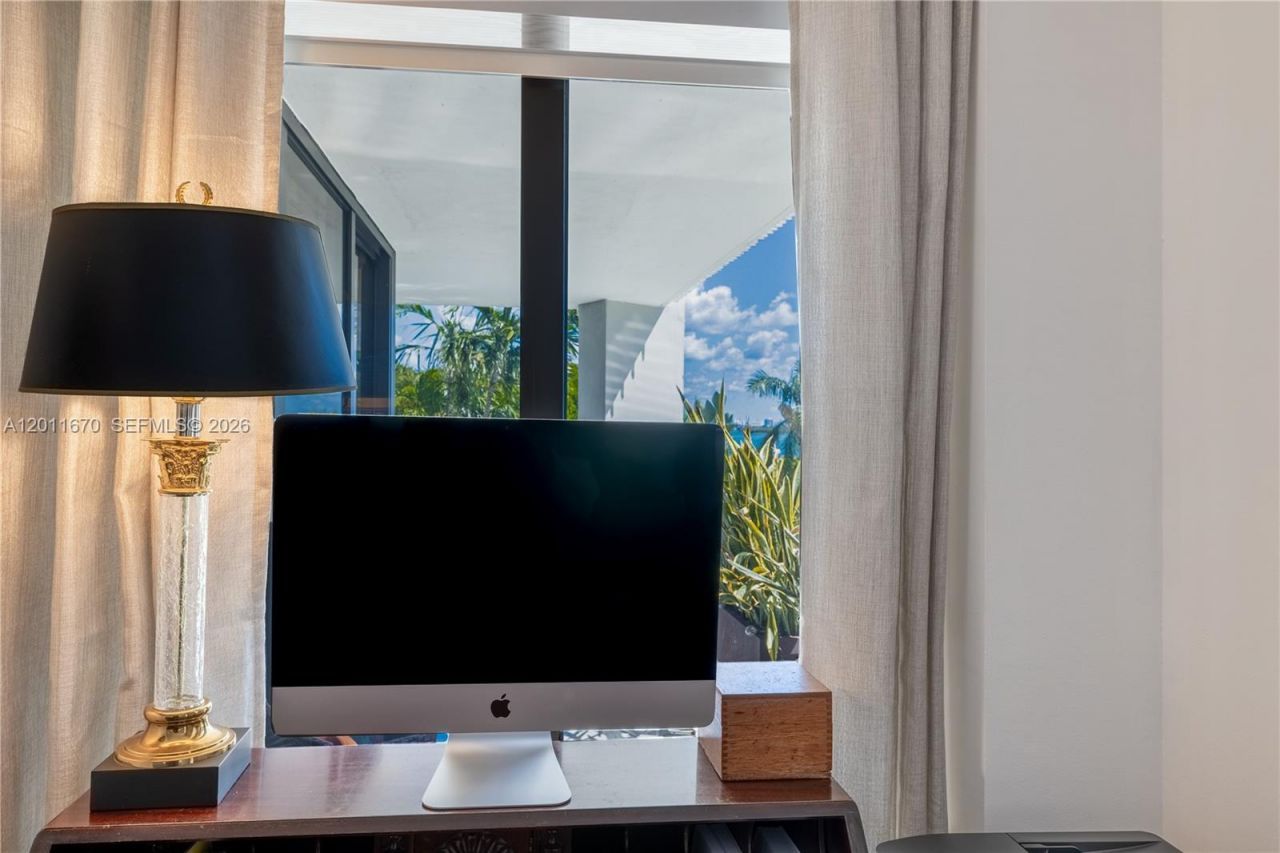 4000 Towerside Ter , Unit 308, Miami, FL 33138 Photo