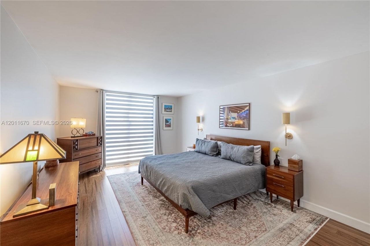 4000 Towerside Ter , Unit 308, Miami, FL 33138 Photo