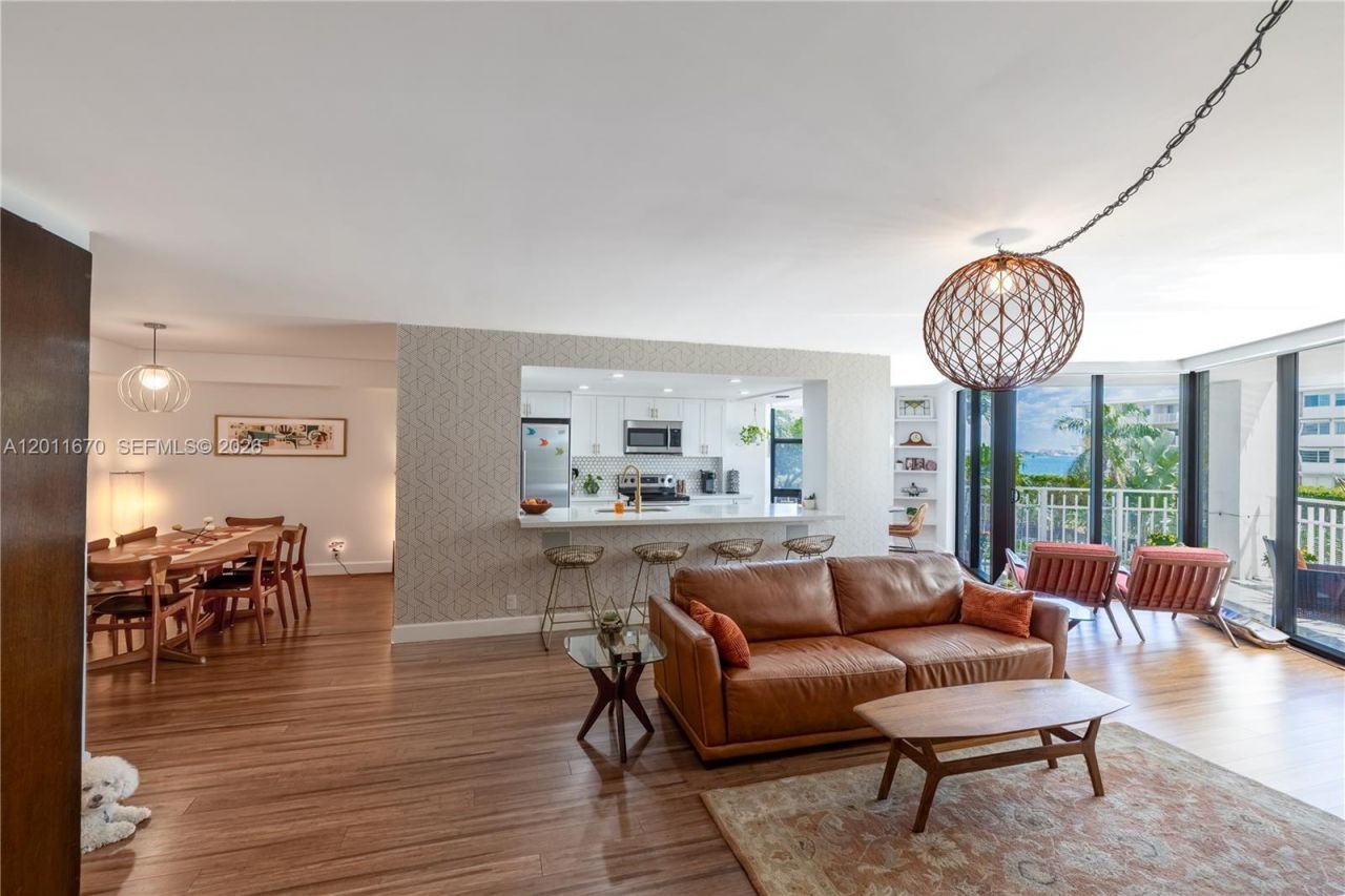 4000 Towerside Ter , Unit 308, Miami, FL 33138 Photo