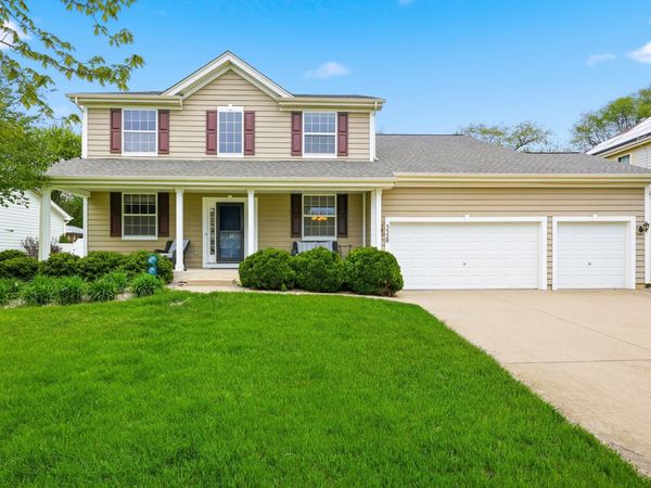 3328 Chase Lane, Elgin, IL 60124