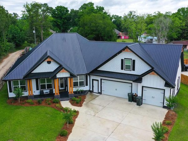 8012 Mobile Hwy, Pensacola, FL 32526