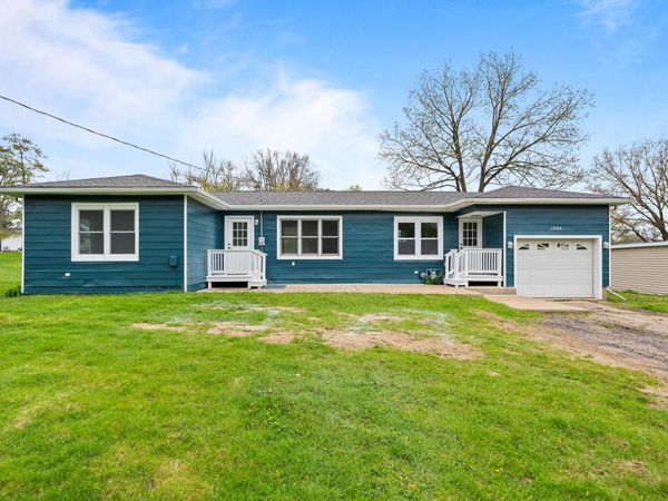 1505 Conant St, Lake Geneva, WI 53147