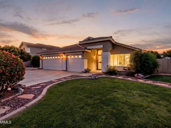 2054 S Marble Street, Gilbert, AZ 85295
