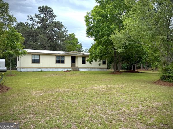 824 Hart Lane, Dublin, GA 31021