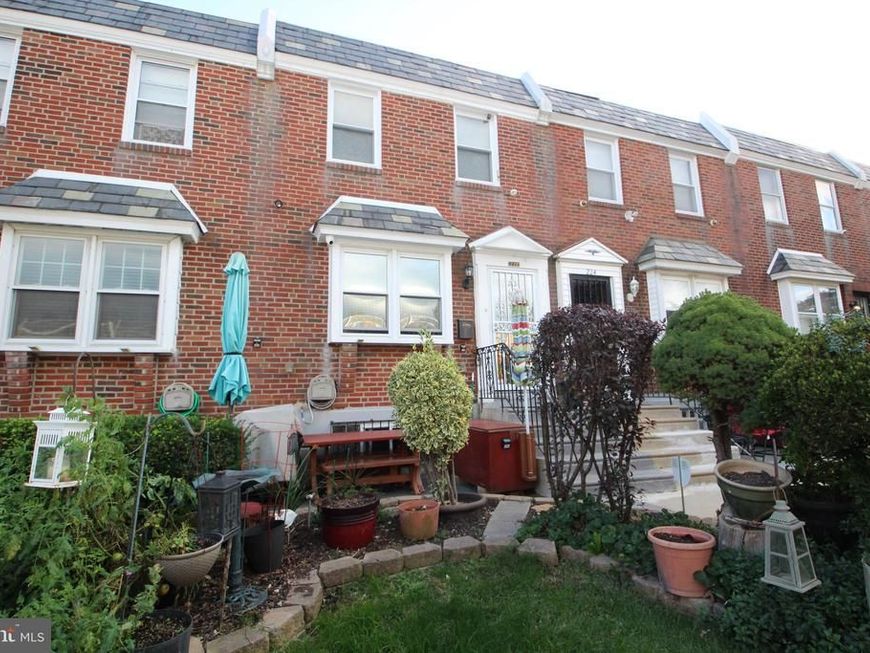 222 W Colonial Street, Philadelphia, PA 19126 Main Photo
