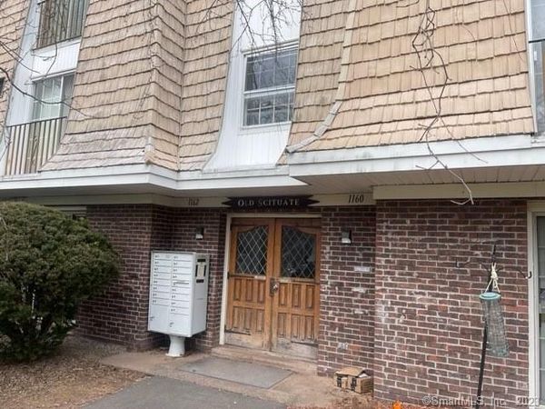 1162 Middle West, Unit C1, Manchester, CT 06040