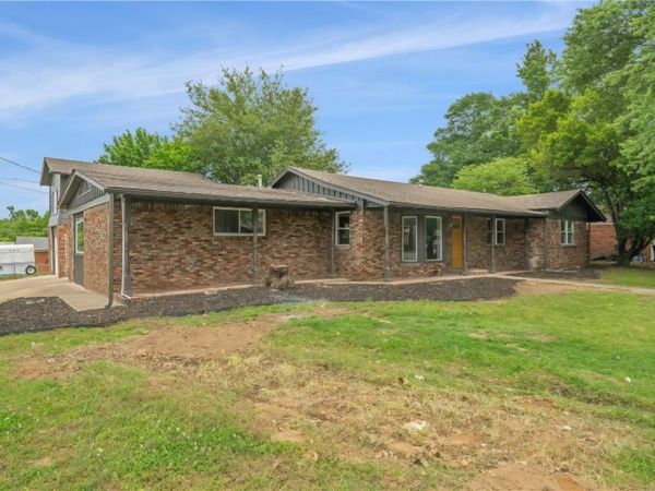 101 Martin Circle , Fort Smith, AR 72908